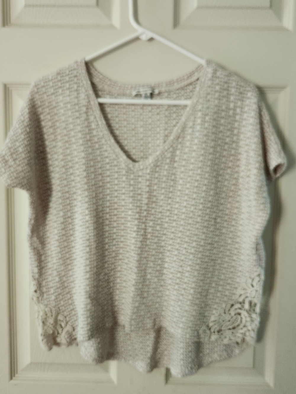 American Eagle Outfitters Cream V-Neck Knit Top with Crochet Accent